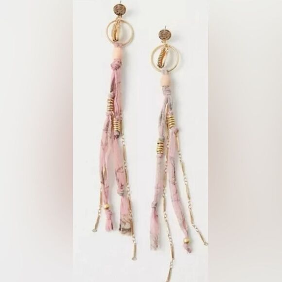 Free People Jewelry - Free People Bridge Dangle Earrings Jewelry Gold-Tone Beaded Cowrie Shell